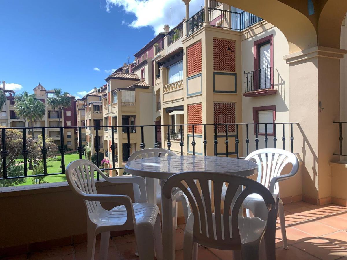 Apartamentos อิสลากาเนรา ภายนอก รูปภาพ