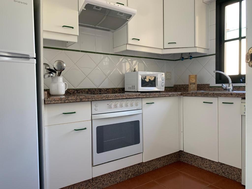 Apartamentos อิสลากาเนรา ภายนอก รูปภาพ