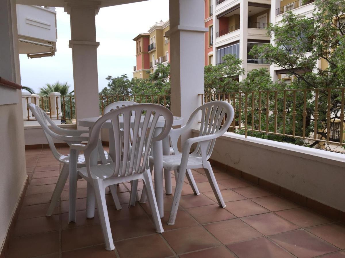 Apartamentos อิสลากาเนรา ภายนอก รูปภาพ