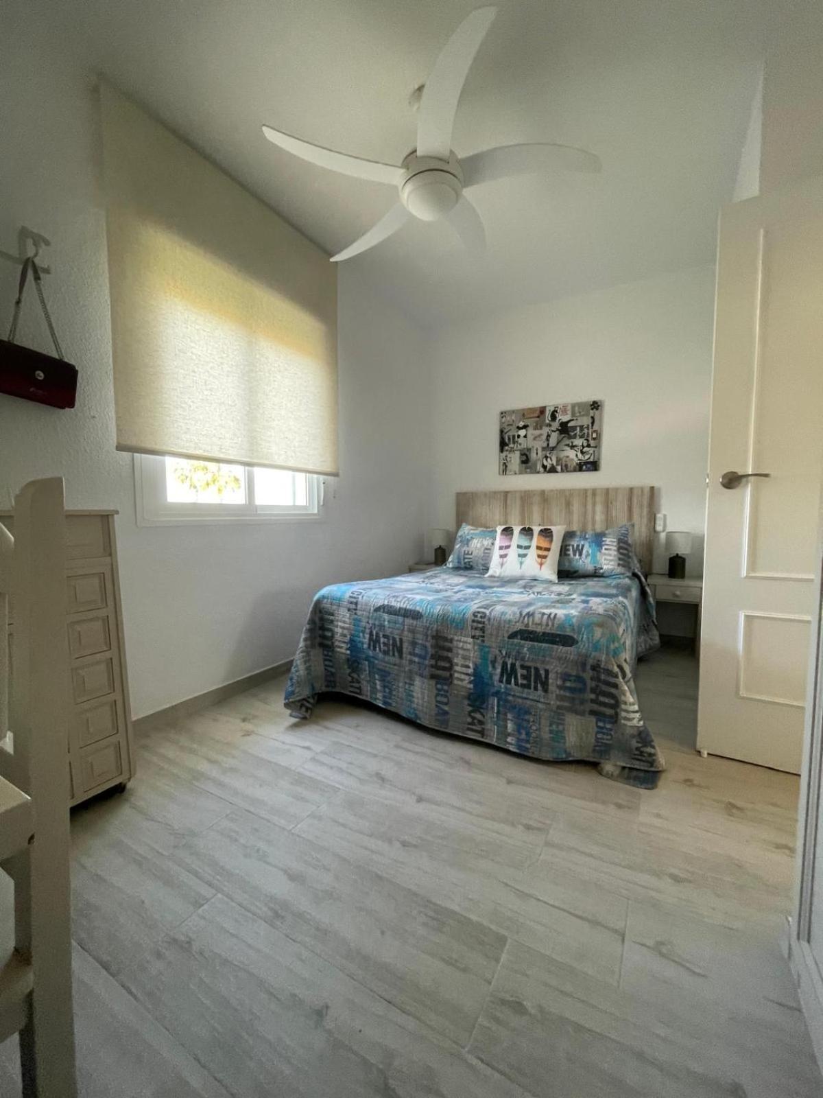 Apartamentos อิสลากาเนรา ภายนอก รูปภาพ